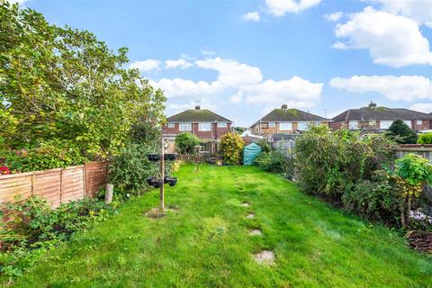 64 Brompton Farm Road, Strood, Rochester, ME2 3QY