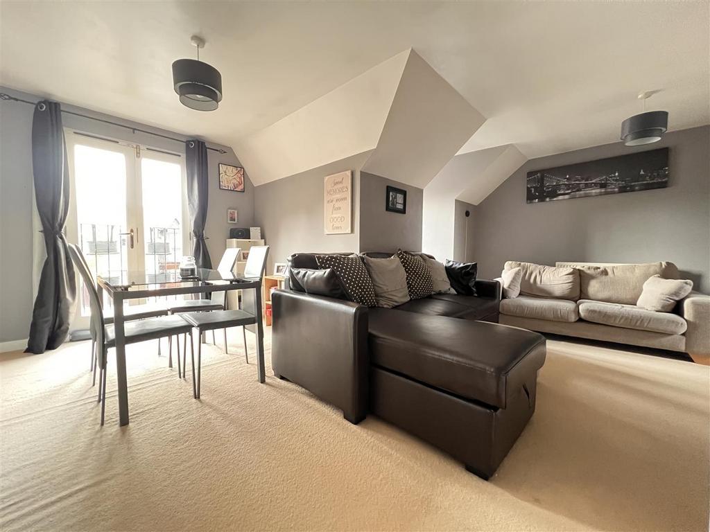 Ulysses Road, Swindon SN25 2 bed coach house for sale £92,500