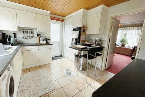 12 Branksome Close, Hemel Hempstead, HP2 7AG