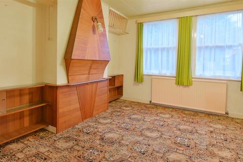 18 Osbaldwick Lane, York, YO10 3AX