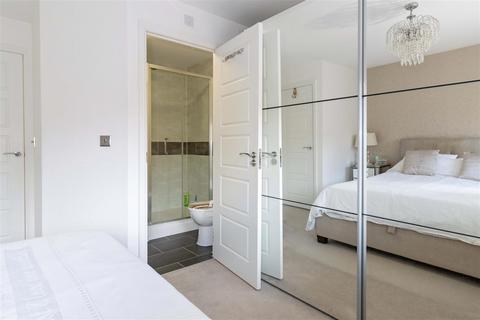 23 Cambrian Way, Worthing, BN13 1FP
