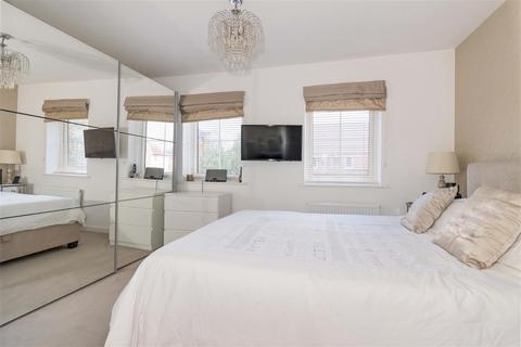 23 Cambrian Way, Worthing, BN13 1FP