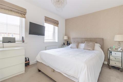 23 Cambrian Way, Worthing, BN13 1FP