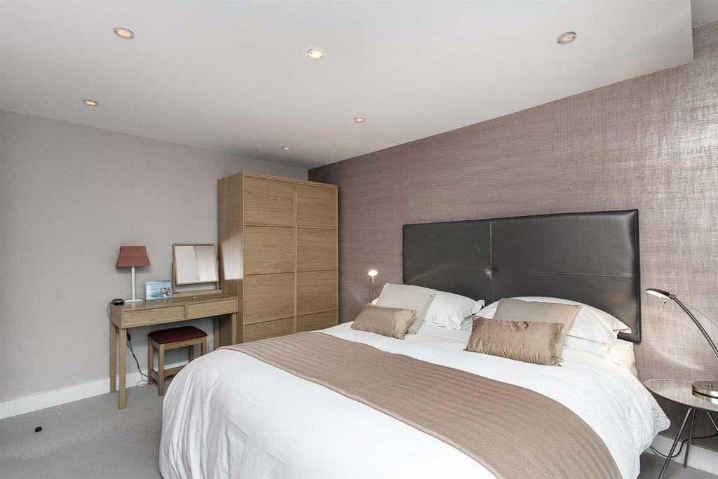 Bedroom.jpg