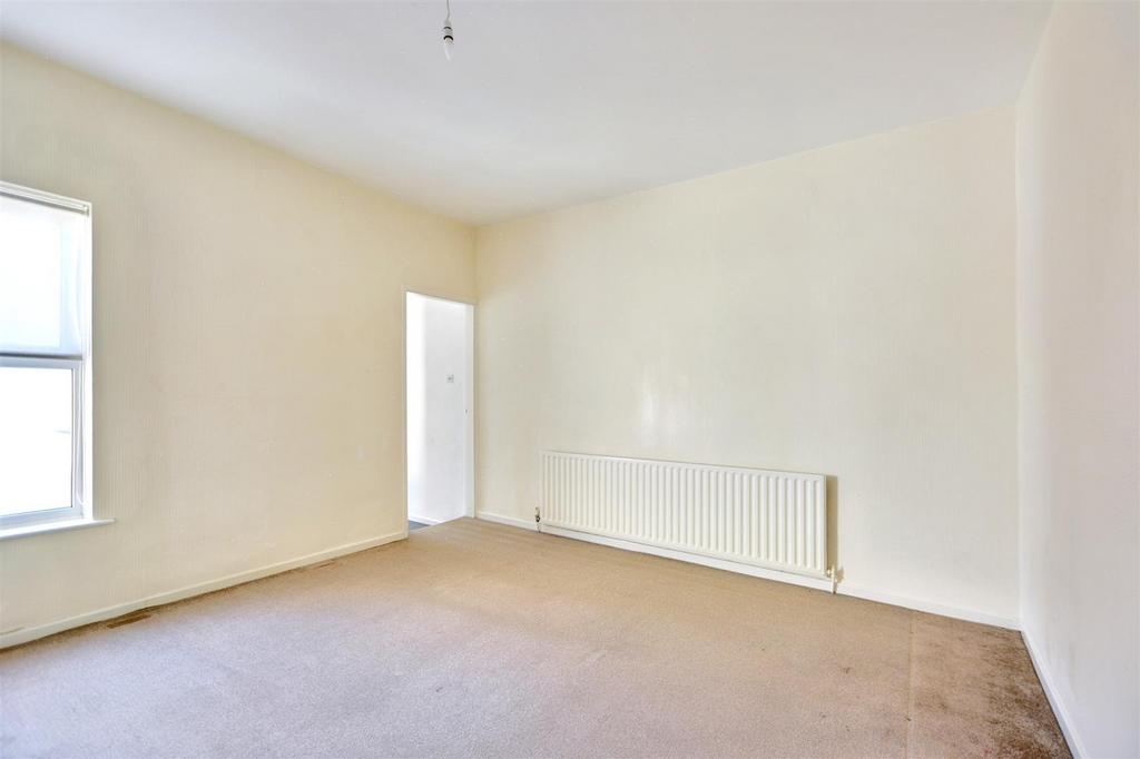 Bedroom 2 1.jpeg