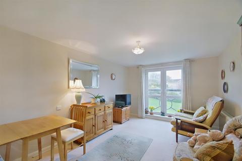 1 bedroom apartment for sale, Hollis Court, Castle Howard Road, Malton