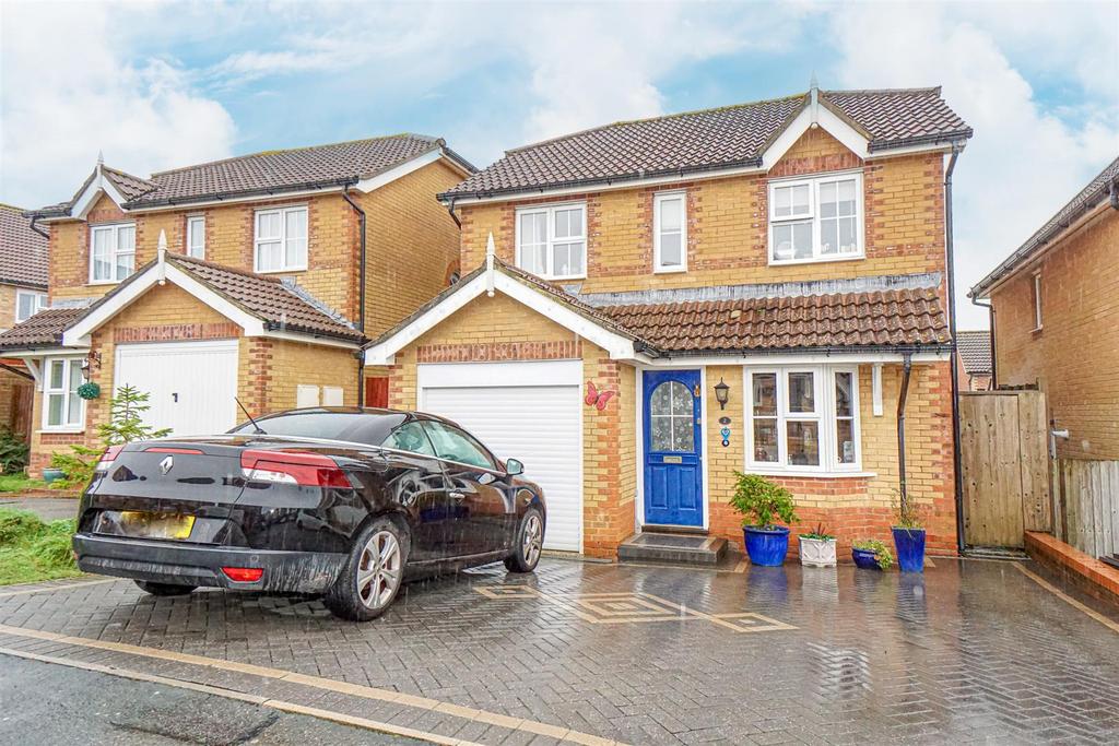 Ticehurst Close, Hastings 3 bed detached house for sale £400,000