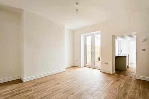 8 Torridge Mount, Bideford, EX39 4EJ