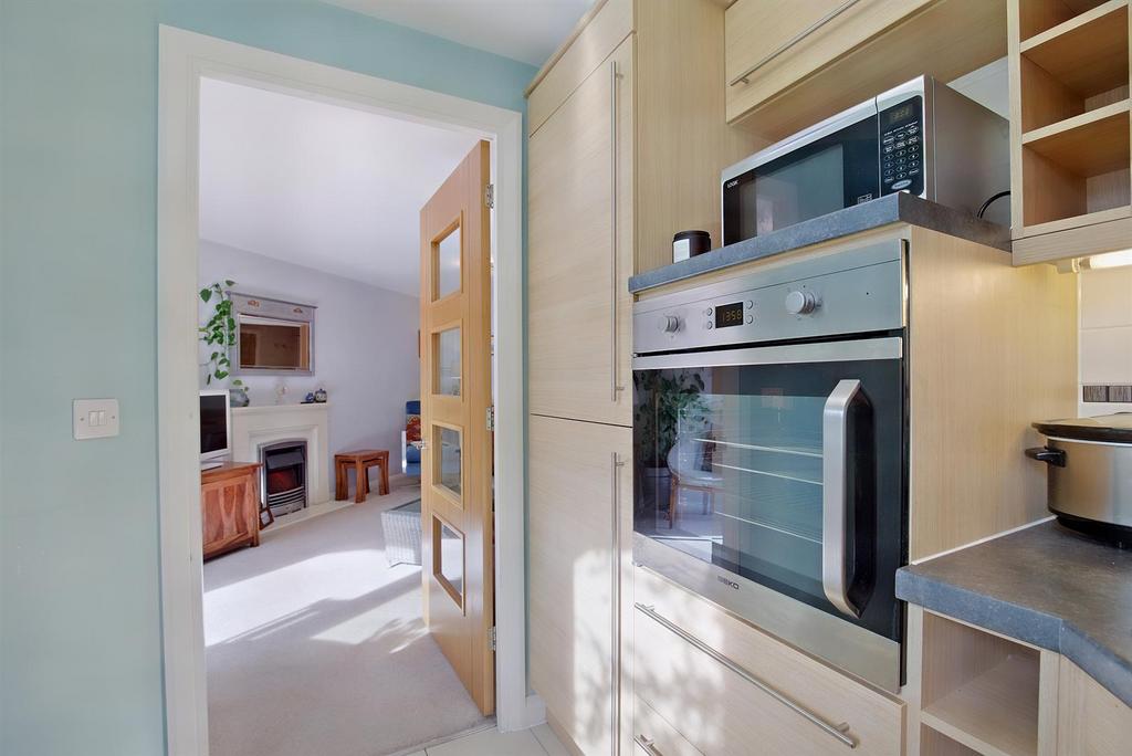8574724-interior13-800.JPG