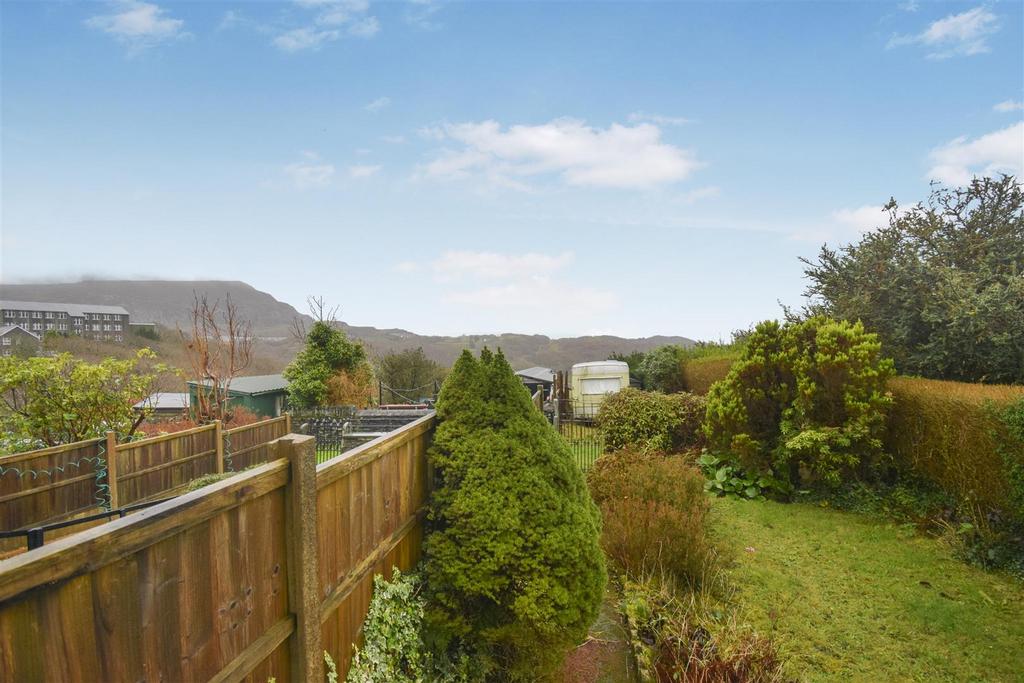 Bowydd View, Blaenau Ffestiniog 4 bed house for sale £170,000