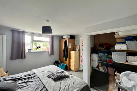 15 Berkeley Close, Charfield, Wotton-under-edge, GL12 8TE