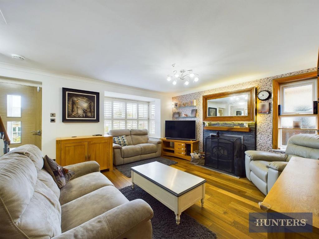 Aysgarth Rise, Bridlington 4 bed detached house for sale £310,000