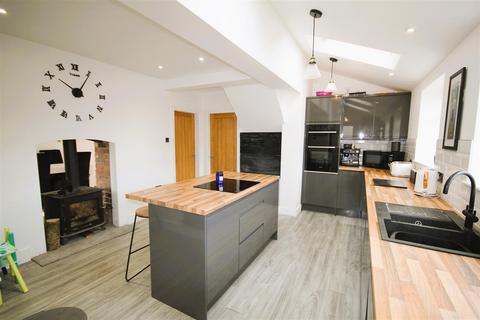 46 The Green, Cheadle, Stoke-on-trent, ST10 1PH