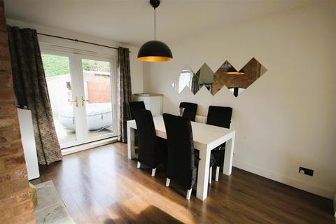 46 The Green, Cheadle, Stoke-on-trent, ST10 1PH
