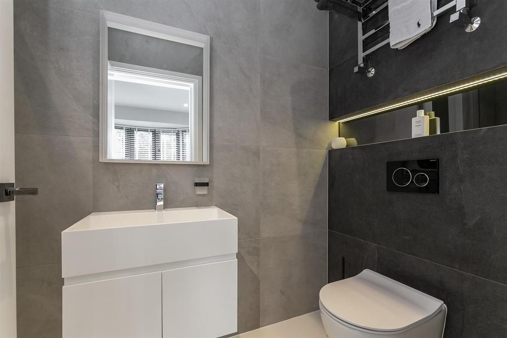 58 Batchwood Drive-66.jpg