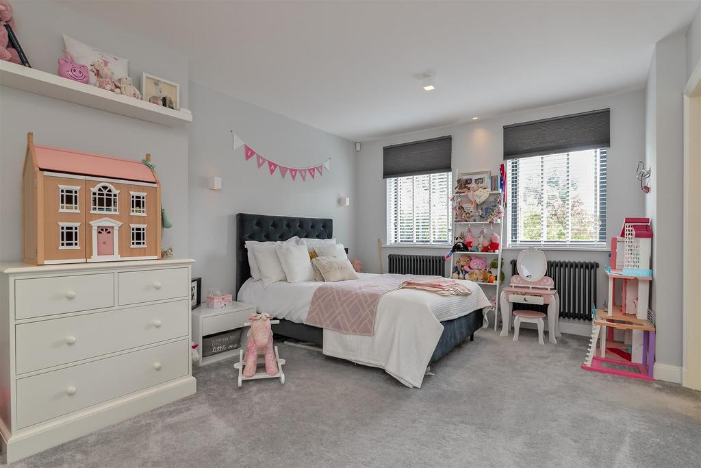 58 Batchwood Drive-78.jpg