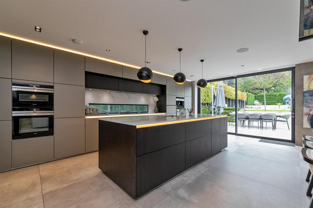 58 Batchwood Drive-40.jpg