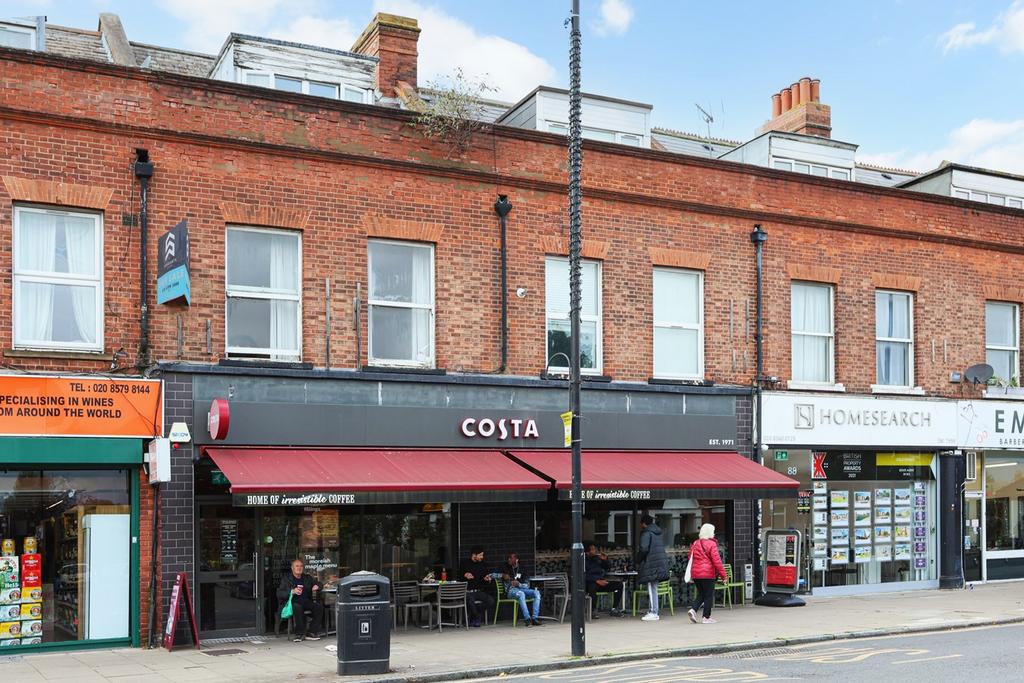 South Ealing Road, Ealing, W5 3 bed flat for sale £575,000