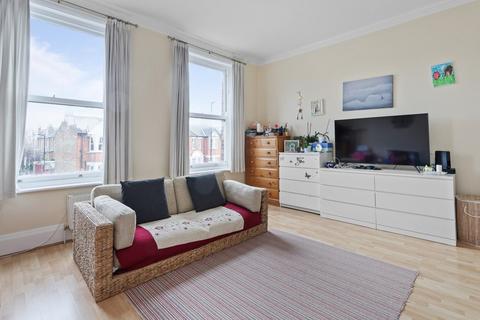 3 bedroom flat for sale - South Ealing Road, Ealing, W5
