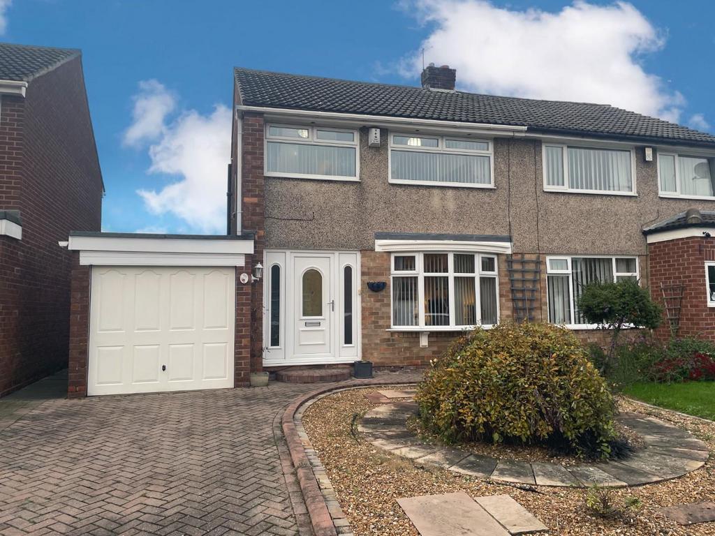 Emsworth Drive, Eaglescliffe 3 bed semidetached house for sale £195,000