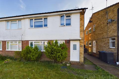 2 bedroom maisonette for sale, Swallowdale, Selsdon, Surrey