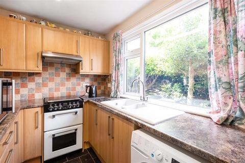 2 bedroom flat for sale - Hayden Close, Bath BA2