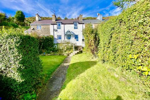 2 bedroom cottage for sale, Abererch Road, Pwllheli