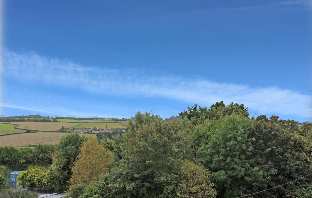 Whiteway Road, Bath BA2 3 bed house for sale £330,000