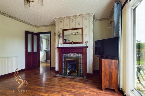 20 Acre Road, Leeds, LS10 4EW