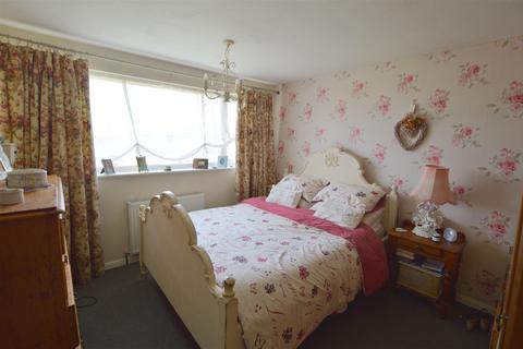 3 bedroom end of terrace house for sale, Tower Road, Melksham SN12