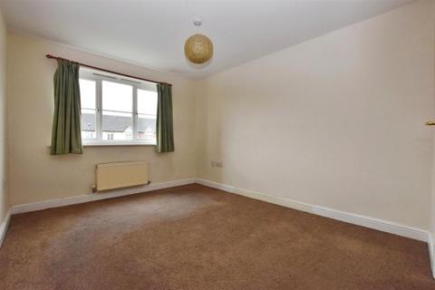 2 bedroom apartment for sale, Hainsworth Park, Hull