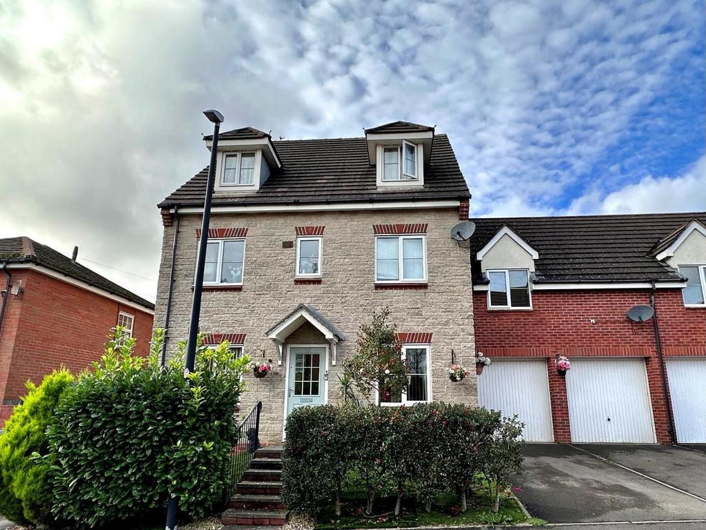 Lowland Close, Broadlands, Bridgend County Borough, CF31 5BU 5 bed link