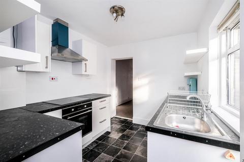 16 Suffield Road, London, E4 9TA