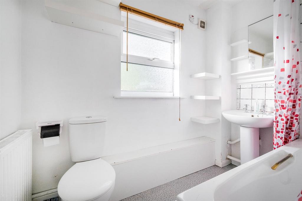 16, Suffield Road-1 resized.jpg