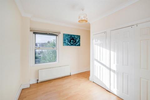 16 Suffield Road, London, E4 9TA
