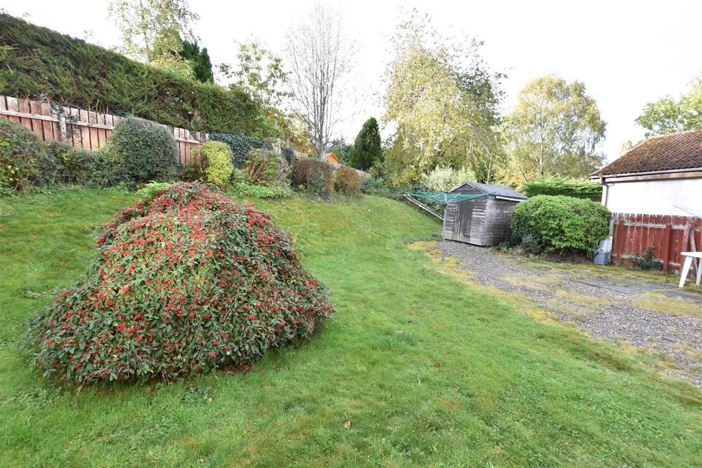 Rear garden (2).jpg