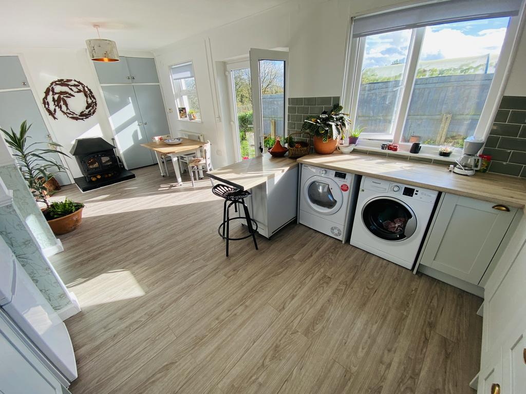 Kitchen/diner (second image)