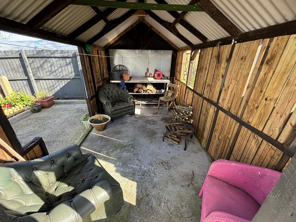 Barbeque area (second image)