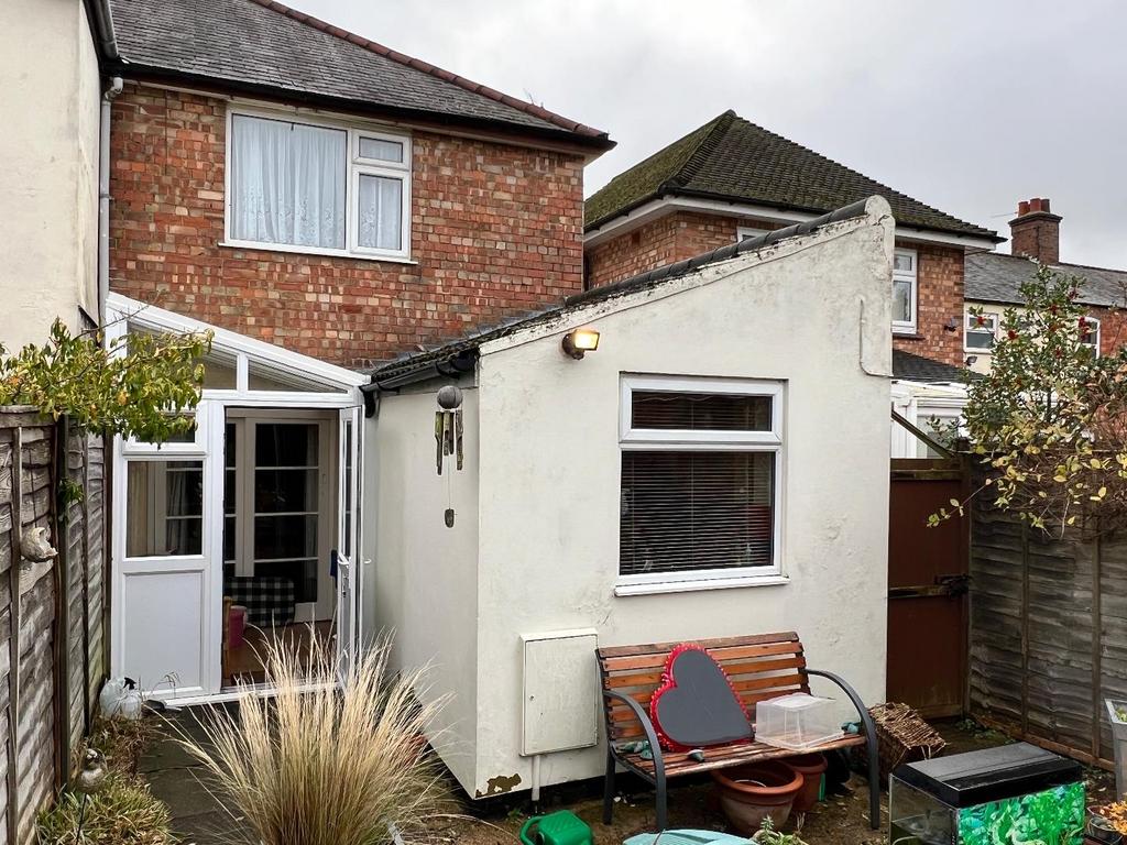CHAIN FREE Pioneer Avenue, Desborough 2 bed semidetached house for