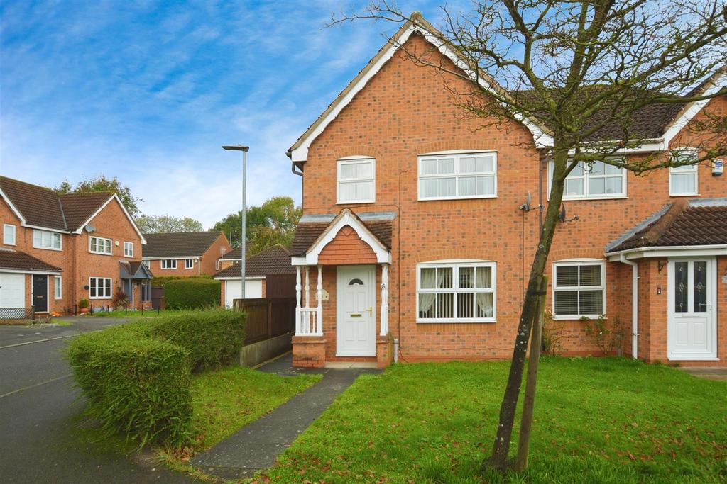 Martin Close, Scunthorpe 3 bed semidetached house for sale £175,000
