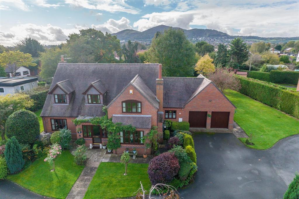 Crispin Drive, Malvern 4 bed detached house for sale £750,000