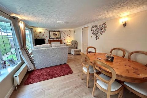 2 bedroom mobile home for sale - Breach Barns Lane, Waltham Abbey