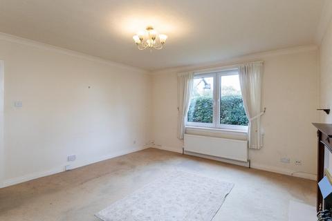 101/3 East Trinity Road, Edinburgh, EH5 3EX
