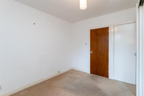101/3 East Trinity Road, Edinburgh, EH5 3EX