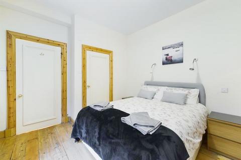 3 bedroom flat for sale - Tarbert, Argyllshire PA29