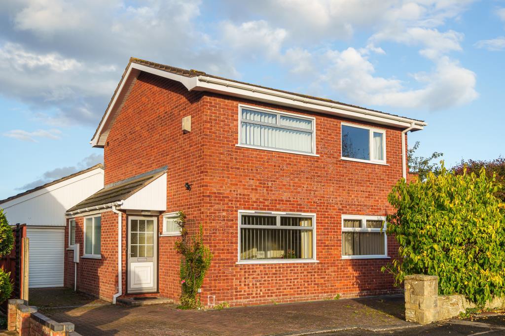 Kings Acre, Hereford, HR4 4 bed detached house for sale £375,000