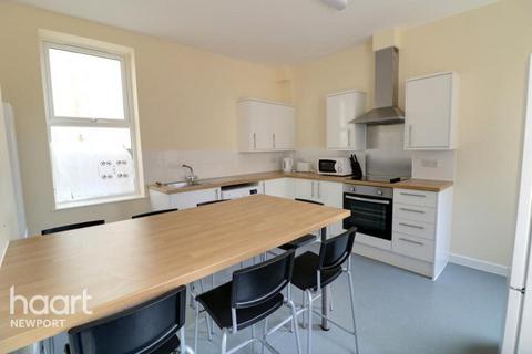 1 bedroom in a house share to rent, Chepstow Road, Newport