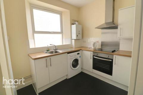 1 bedroom in a house share to rent, Chepstow Road, Newport