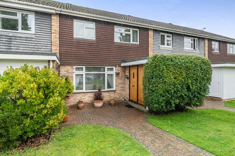 18 Clearsprings, Lightwater, GU18 5YL