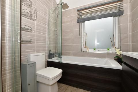59 Purley Vale, Purley, CR8 2DW